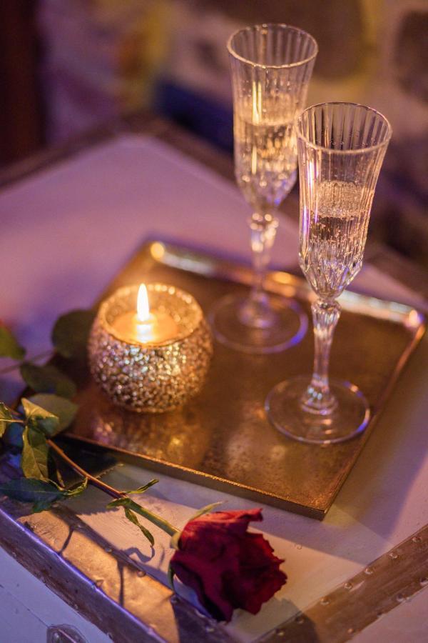San Lazzo Luxury Room - Room & Personal Spa Кастильон-Фьорентино Экстерьер фото